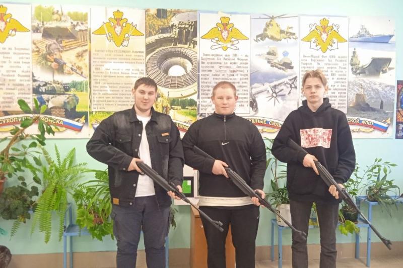 Соревнования по стрельбе из пневматической винтовки “Меткий стрелок”