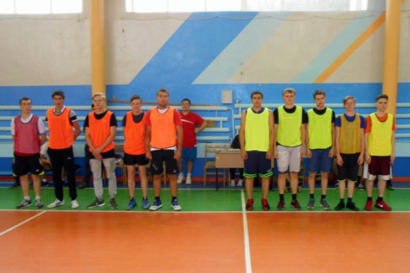 Первенство колледжа по баскетболу