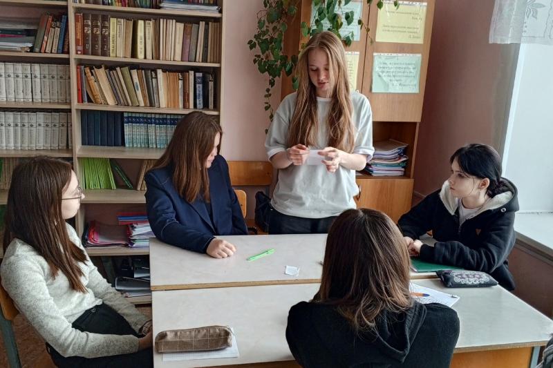 Интеллектуальная игра «В книжной памяти мгновения войны»