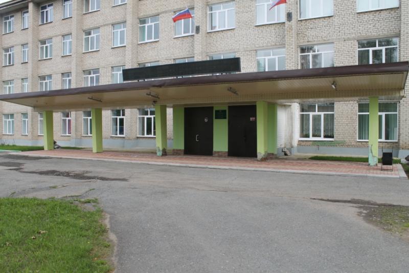 Благоустройство территории колледжа продолжается