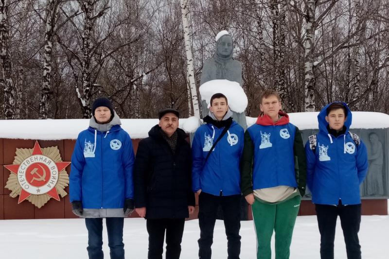 Патриотическая акция "Обелиск", посвященная Дню воинской славы России - Дню защитника Отечества