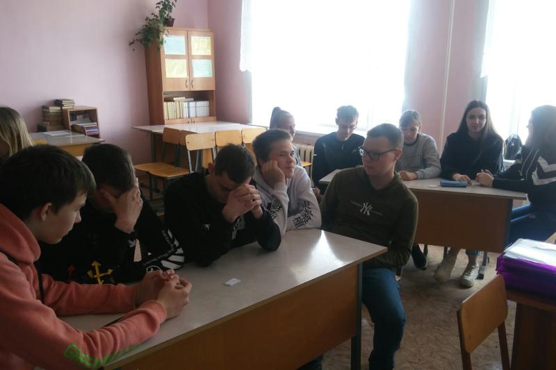 Интеллектуальная игра «Мы мир храним, пока мы помним о войне»