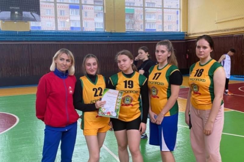 Зональные соревнования по стритболу